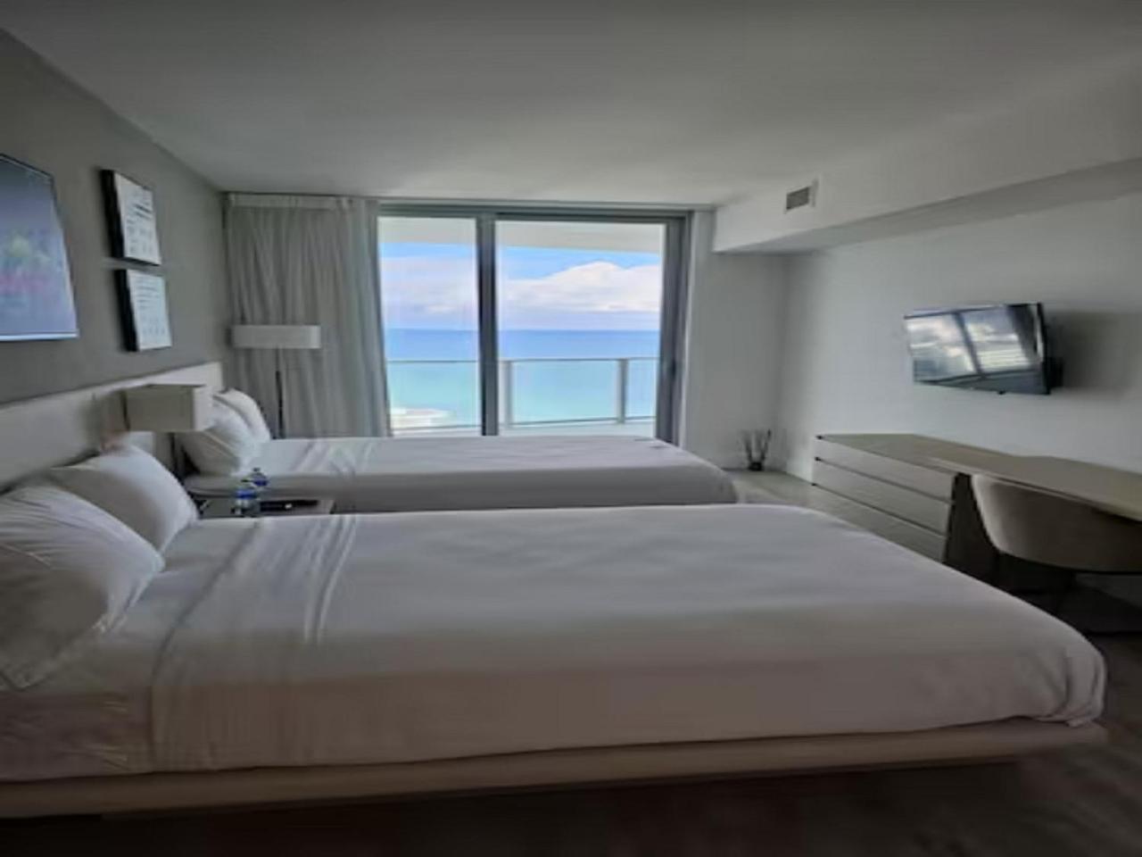 Lyfe Residence Building - Private Apts Over The Beach Hollywood Exterior foto