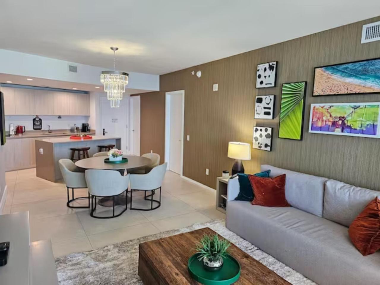 Lyfe Residence Building - Private Apts Over The Beach Hollywood Exterior foto
