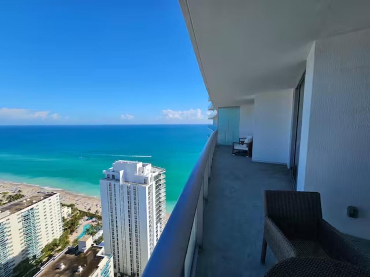 Lyfe Residence Building - Private Apts Over The Beach Hollywood Exterior foto